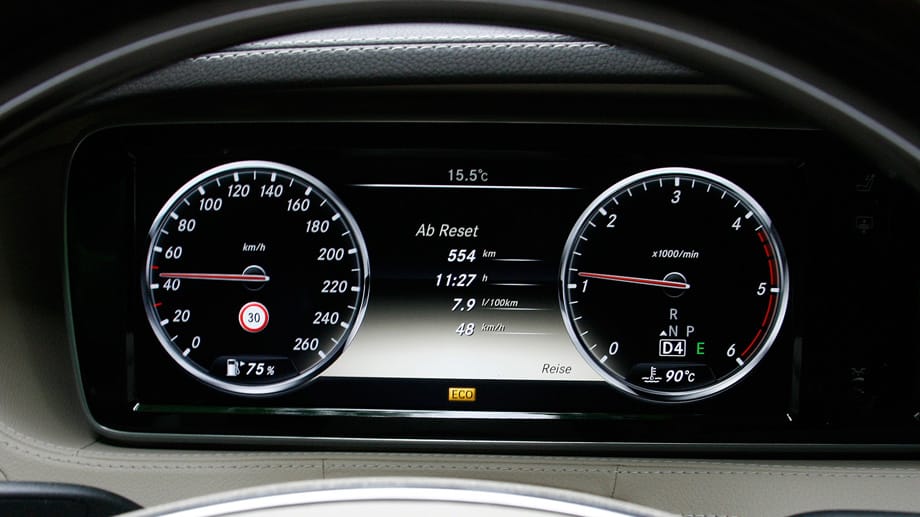 Audi A8 gegen Mercedes S-Klasse