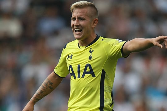Lewis Holtby ist mit seinen Einsatzzeiten bei Tottenham nicht zufrieden.