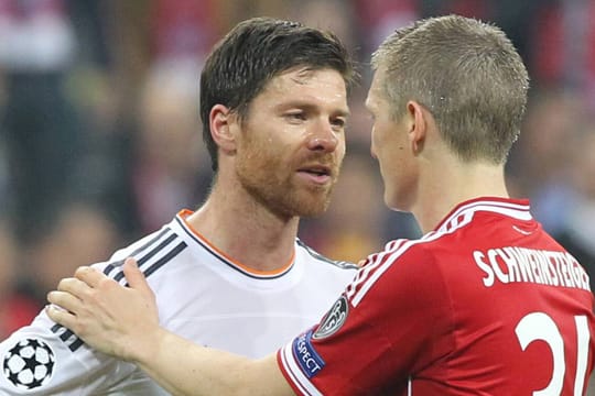 Xabi Alonso (li.) und Bastian Schweinsteiger