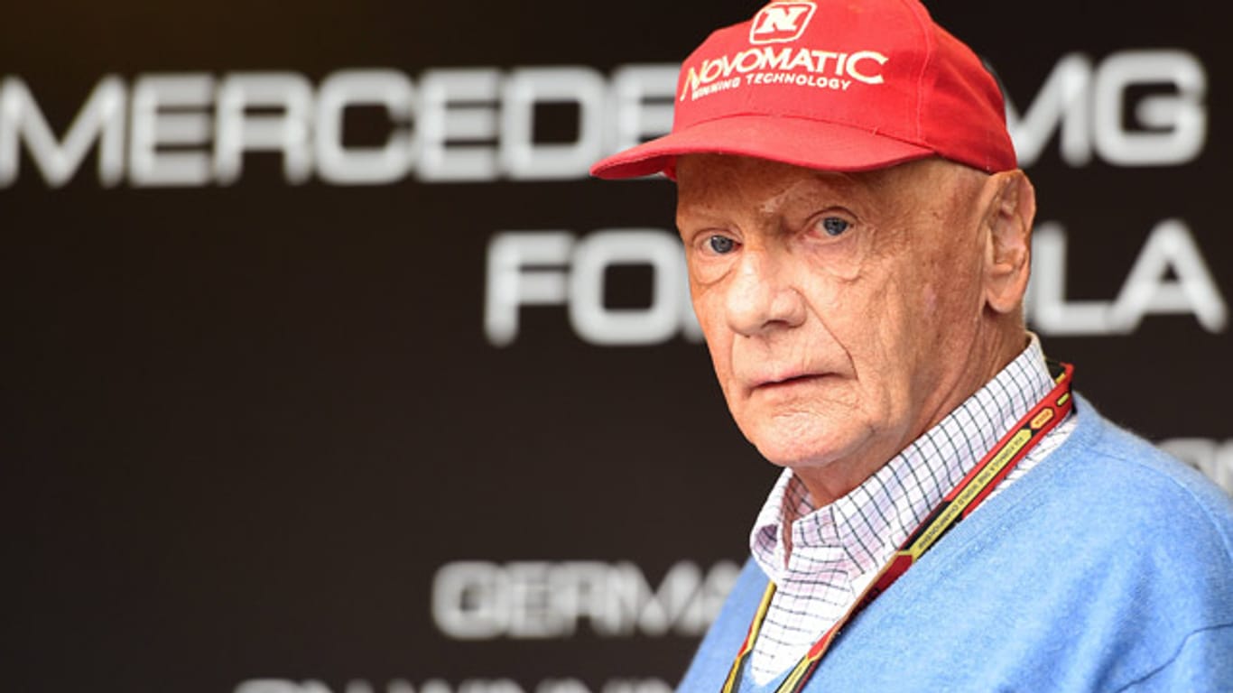 Niki Lauda hofft, dass sich seine Schützlinge beherrschen.