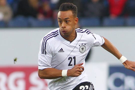U21-Nationalspieler Karim Bellarabi 2012 beim EM-Qualifikationsspiel gegen die Schweiz.