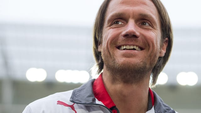 Ex-VfB-Coach Thomas Schneider tritt die Nachfolge von Hansi Flick an.