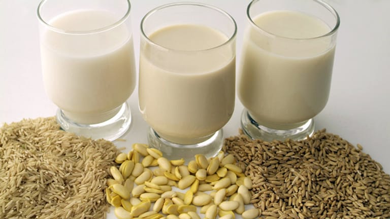 Getreidemilch besteht meist aus Reis, Sojabohnen oder Hafer