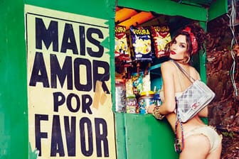 Alessandra Ambrosio in der Septemberausgabe der brasilianischen Vogue.