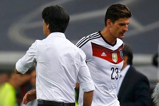 Mario Gomez musste sich bei seiner Auswechslung Pfiffe anhören.