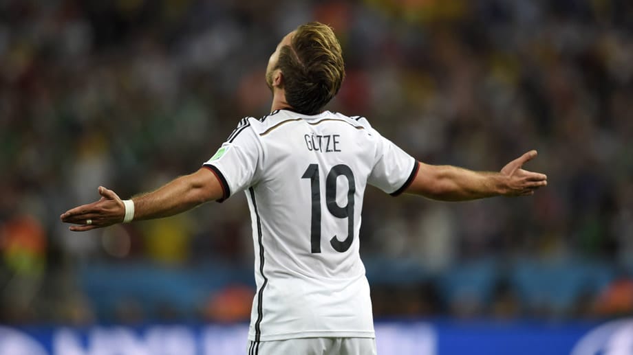 Mit der Hilfe höherer Mächte zum WM-Titel: Mario Götze.