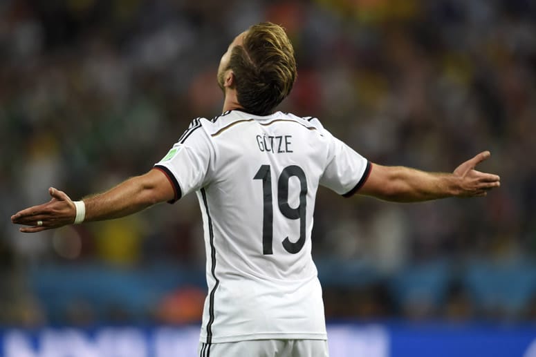 Mit der Hilfe höherer Mächte zum WM-Titel: Mario Götze.