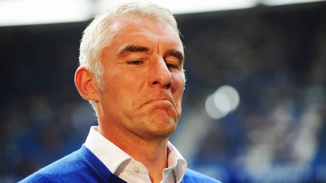 HSV-Trainer Mirko Slomka muss Kritik von einer Torwart-Legende einstecken. HSV-Trainer Mirko Slomka muss Kritik von einer Torwart-Legende einstecken.