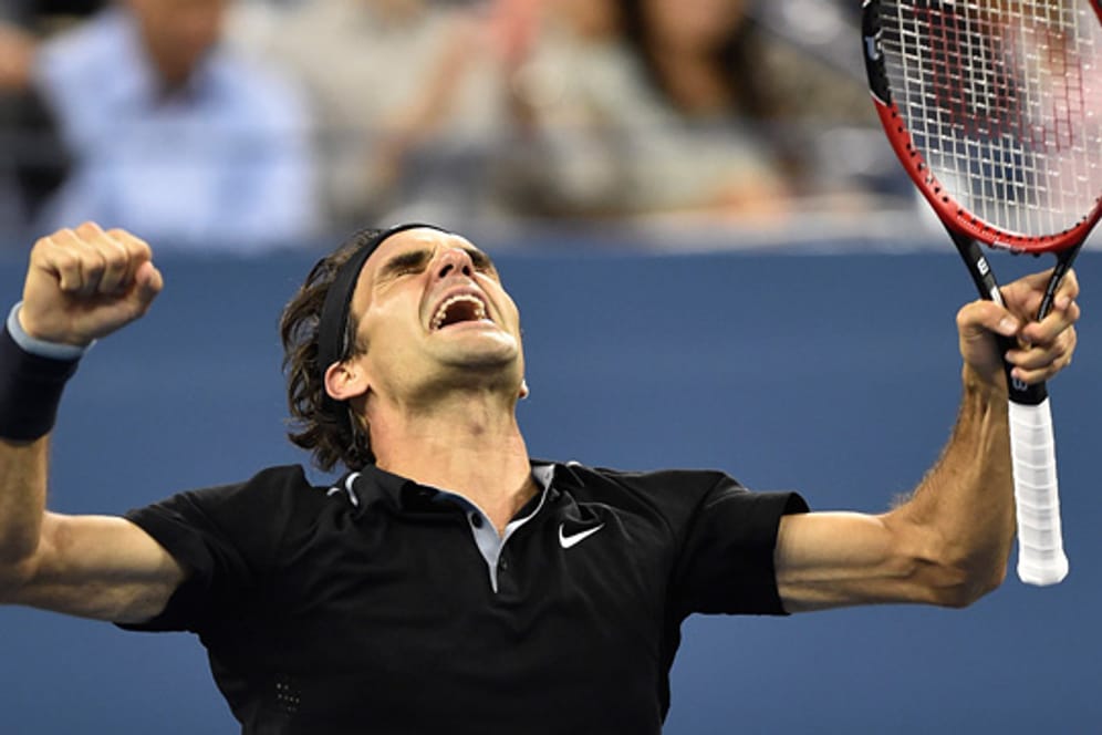 Siegesschrei: Roger Federer bezwingt Gael Monfils und steht im Halbfinale der US Open.