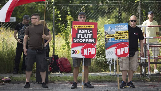 NPD-Demo in Berlin Weißensee: Wohin driften die Anhänger der Rechtsaußen-Partei?