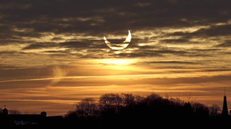 Eine deutliche partielle Sonnenfinsternis könnte im März 2015 die deutschen Stromnetze stören