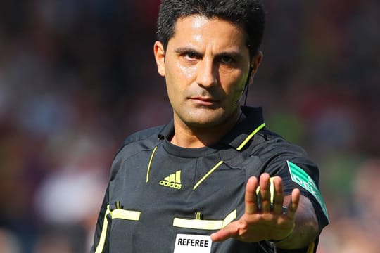 Leitete zu seiner aktiven Zeit Spiele der 1. und 2. Bundesliga, von 2008 bis 2011 auch Länder- und internationale Spiele: Schiedsrichter Babak Rafati.