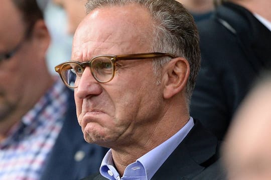 Karl-Heinz Rummenigge kritisiert die Diskussion um die spanischen Neuzugänge des FC Bayern.