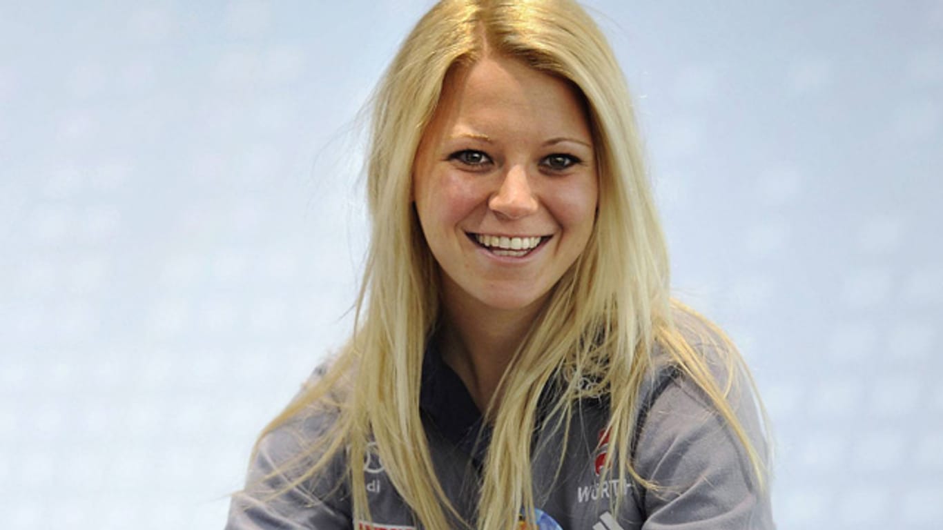 Biathlon-Ass Miriam Gössner kann wieder lachen.