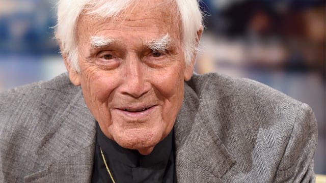 Joachim "Blacky" Fuchsberger ist in der ARD-Doku "Der Mann, der Udo Jürgens ist" zu sehen. Joachim "Blacky" Fuchsberger ist in der ARD-Doku "Der Mann, der Udo Jürgens ist" zu sehen.