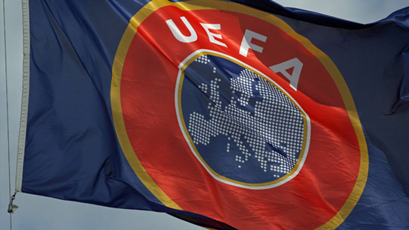 Die UEFA veranstaltet die EURO 2020 in 13 Ländern.