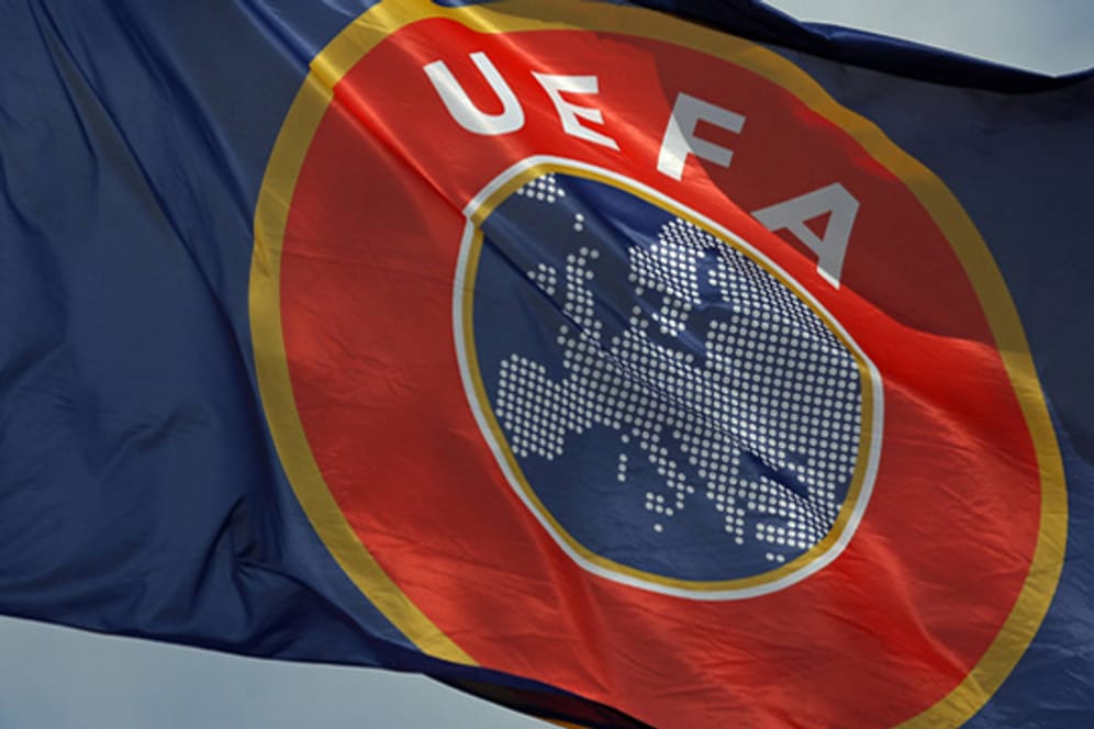 Die UEFA veranstaltet die EURO 2020 in 13 Ländern.