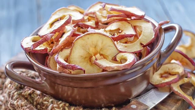 Bei schonender Trocknung bleiben alle wertvollen Vitamine in den Chips enthalten