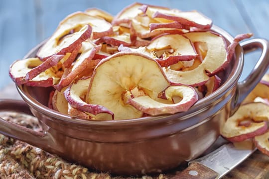 Bei schonender Trocknung bleiben alle wertvollen Vitamine in den Chips enthalten