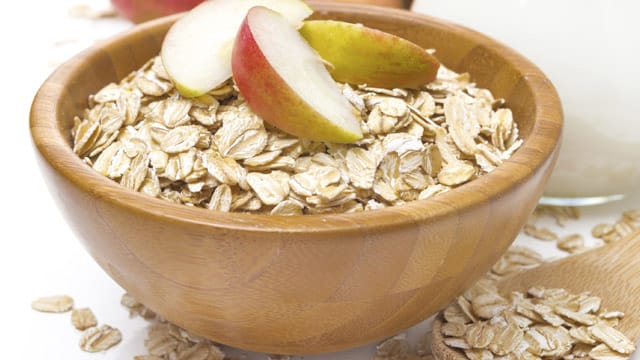 Müsli ist für Veganer als Frühstück optimal, weil es viele wertvolle Nährstoffe enthält