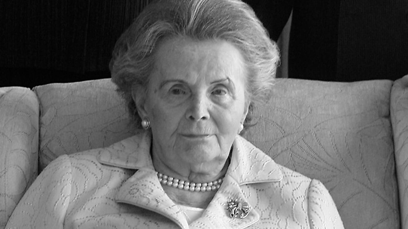 Else Beitz (1920-2014), mit dem Großen Bundesverdienstkreuz geehrte Ehefrau des Krupp-Stiftungsvorstandes Berthold Beitz, ist gestorben.