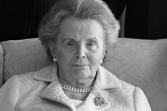 Else Beitz (1920-2014), mit dem Großen Bundesverdienstkreuz geehrte Ehefrau des Krupp-Stiftungsvorstandes Berthold Beitz, ist gestorben.