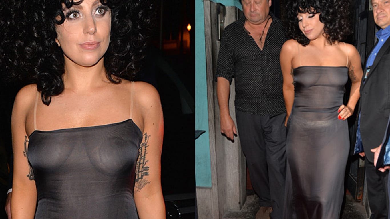 Lady Gaga gibt mit ihrem Outfit Rätsel auf.