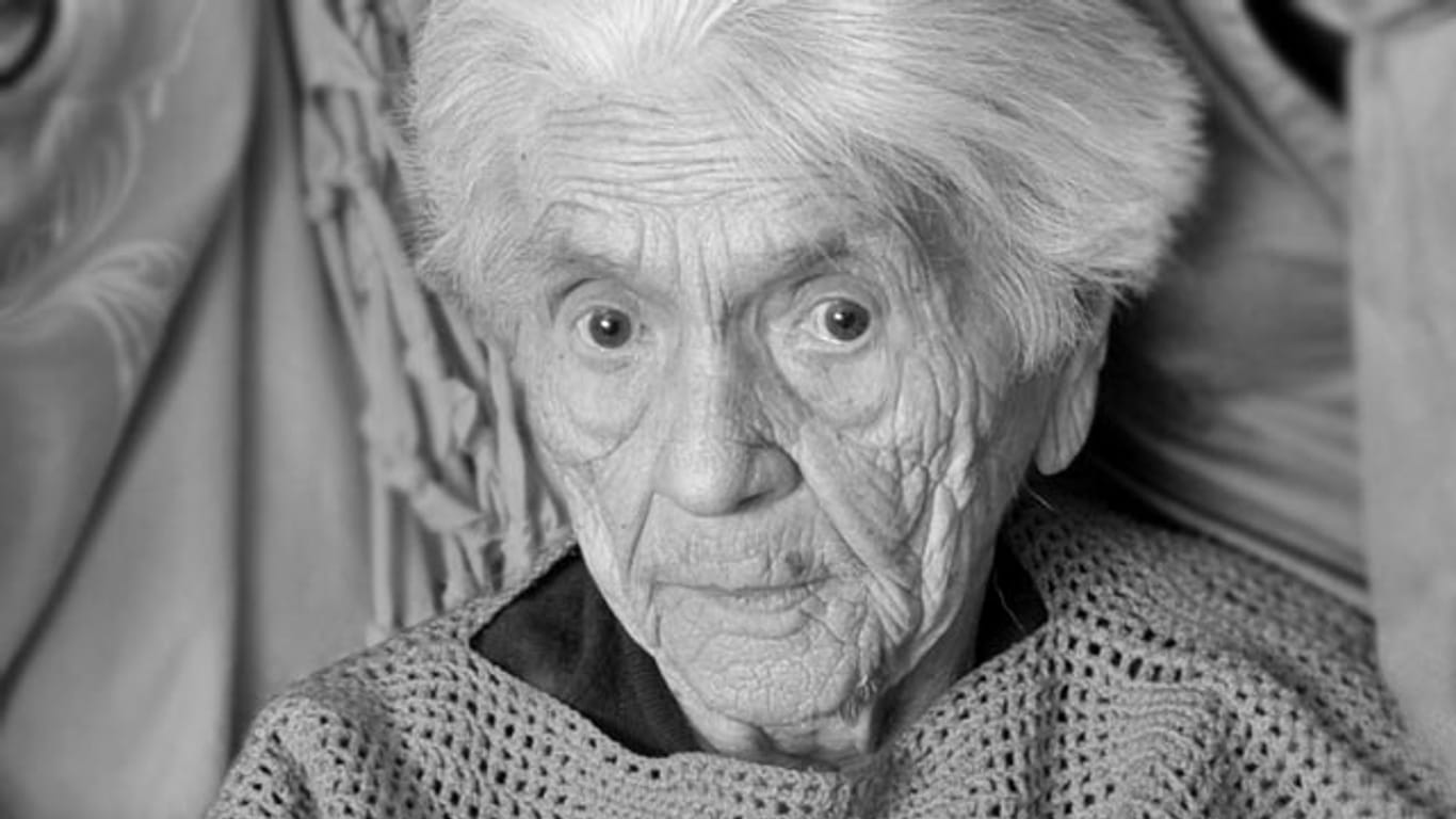 Frieda Szwillus aus Sachsen ist nun mit 112 Jahren verstorben. Sie galt bis dahin als älteste Frau in Deutschland.