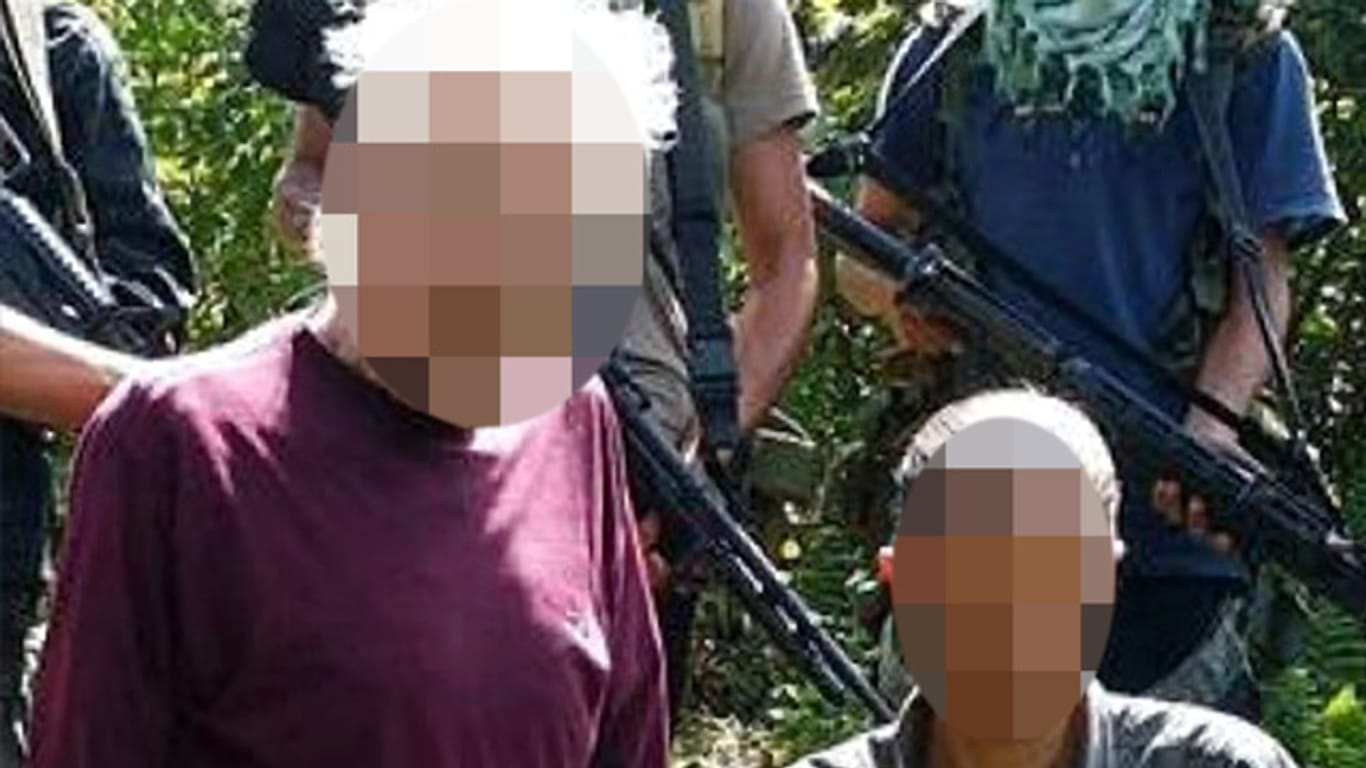 Auf den Philippinen sind zwei Deutsche von der Terrororganisation Abu Sayyaf entführt worden und haben öffentlich um Hilfe gerufen.