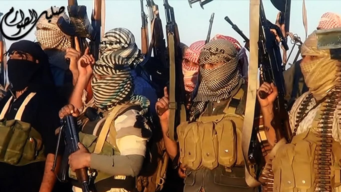 Islamischer Staat: IS-Kämpfer in einem Propaganda-Video der Terrormiliz.