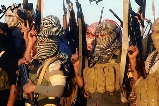 Islamischer Staat: IS-Kämpfer in einem Propaganda-Video der Terrormiliz.