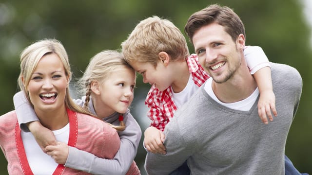 Mama, Papa, Kind - wie definiert man Familie heute?