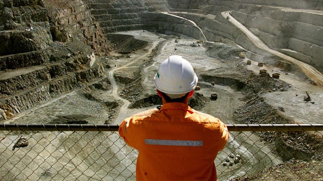 Wohlstand zulasten der Umwelt: Die größte Tagebau-Goldmine in Australien - Super Pit - offenbart das Ausmaß des Eingriffs in die Natur