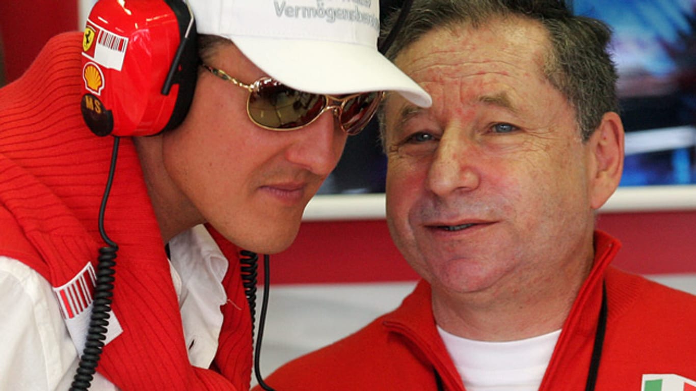 Die langjährigen Weggefährten Michael Schumacher (li.) und Jean Todt in den erfolgreichen Ferrari-Tagen.