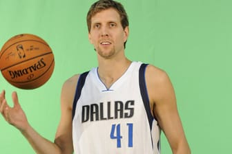 Das Trikot von Dirk Nowitzki bietet viel Platz für Sponsorenwerbung. Bisher ist die Bekleidung der NBA-Spieler werbefrei.