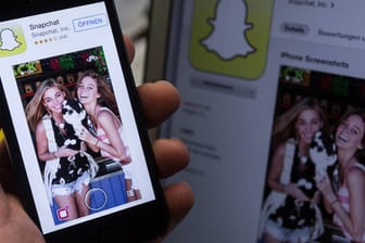 Mit Snapchat können Fotos an Freunde versendet werden, die nur wenige Sekunden sichtbar sind und sich dann selbst zerstören.