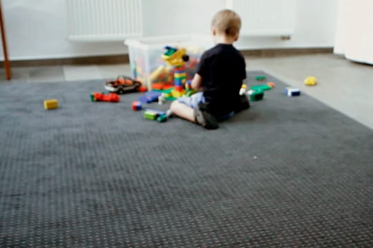 Familienpsychologische Gutachten können den Lebensweg von Kindern entscheiden beeinflussen.