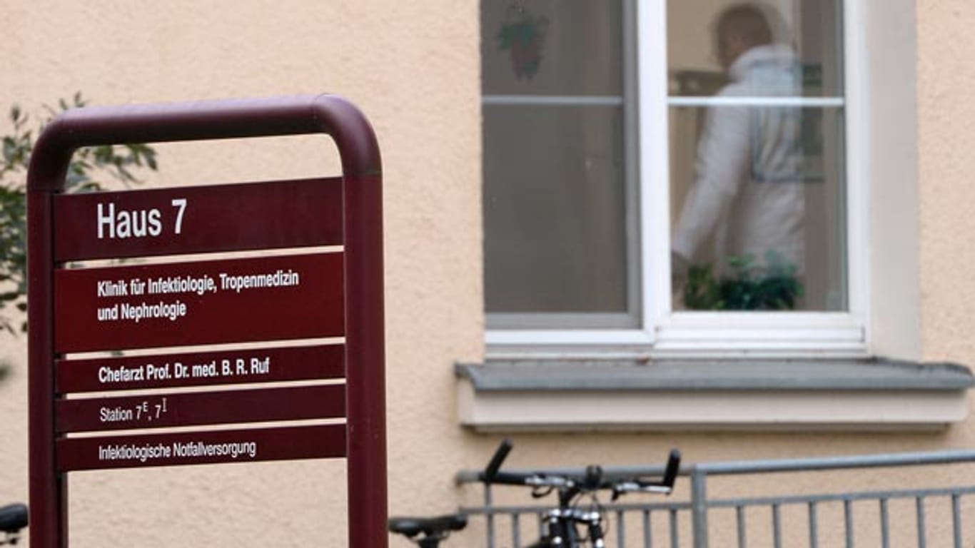 Noch kann das Sankt-Georg-Krankenhaus in Leipzig seinen Ebola-Müll nicht entsorgen.