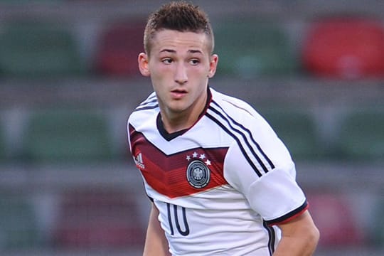Schalkes Donis Avdijai wird künftig nicht mehr für Deutschland auf Torejagd gehen.