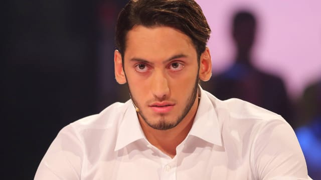 Bayer-Profi Hakan Calhanoglu nimmt im ZDF-Sportstudio kein Blatt vor den Mund.