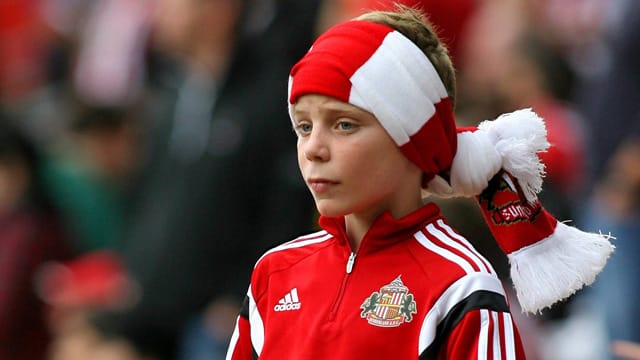 Trauriger Zeitzeuge: Dieser junge Sunderland-Fan erlebte die 0:8-Niederlage des AFC in Southampton mit.