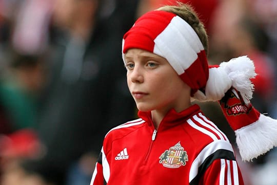 Trauriger Zeitzeuge: Dieser junge Sunderland-Fan erlebte die 0:8-Niederlage des AFC in Southampton mit.