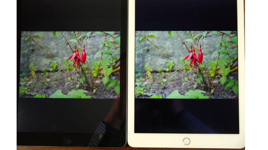 Die Displays von iPad Air (l.) und iPad Air 2 bieten dieselbe Auflösung