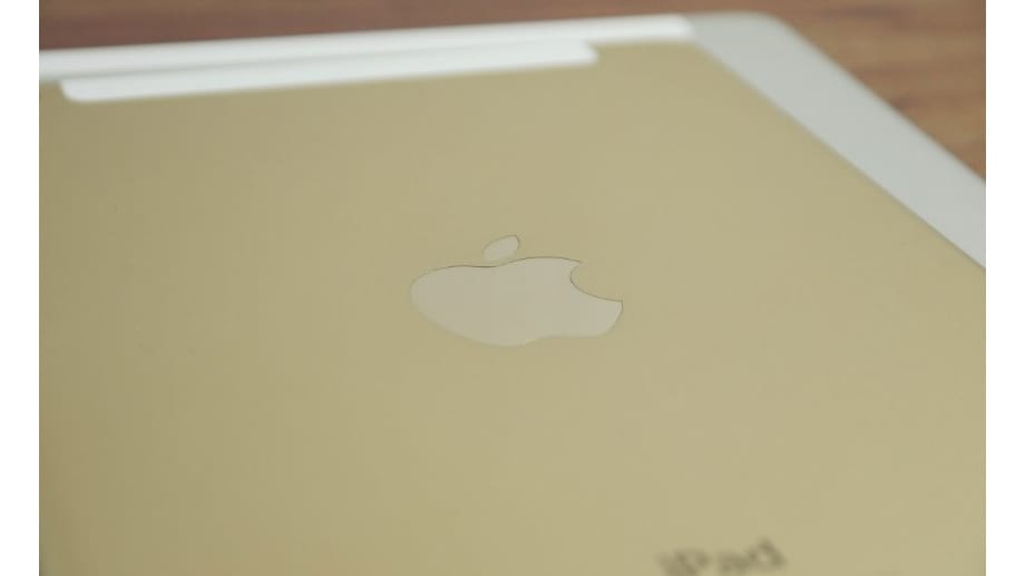 Statussymbol: Das neue iPad mini 3 zeichnet sich vor allem durch die goldene Gehäusefarbe aus, die man auf Wunsch bekommt.