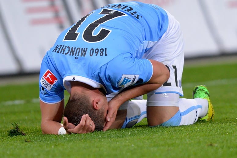 Sinnbildlich für den ganzen Klub: Markus Steinhöfer am Boden.