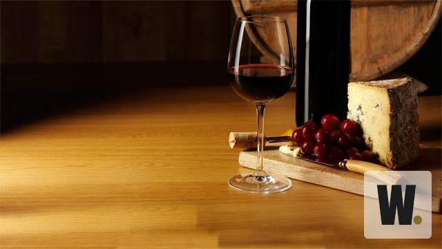 Edelste Dessertweine runden ein gutes Essen ab. Edelste Dessertweine runden ein gutes Essen ab.