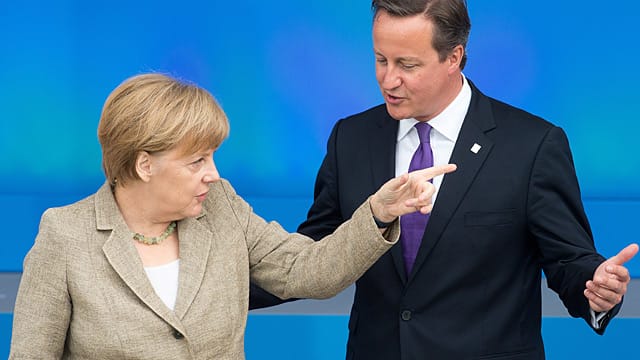 Da lang? Die Kanzlerin gerät immer öfter mit David Cameron aneinander.