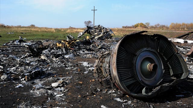 Trümmerteile von Flug MH17 in der Ostukraine