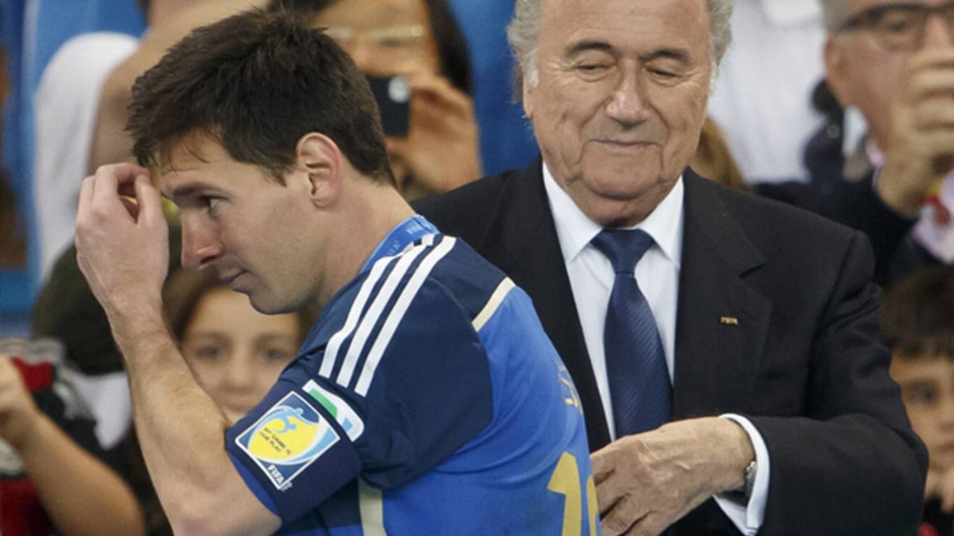 Für Sepp Blatter (rechts) war Superstar Lionel Messi nicht der beste Spieler der WM.