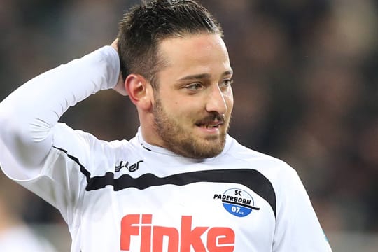 Ex-Paderborn-Stürmer Deniz Naki im September 2013 beim Zweitliga-Duell gegen seinen früheren Klub FC St. Pauli.